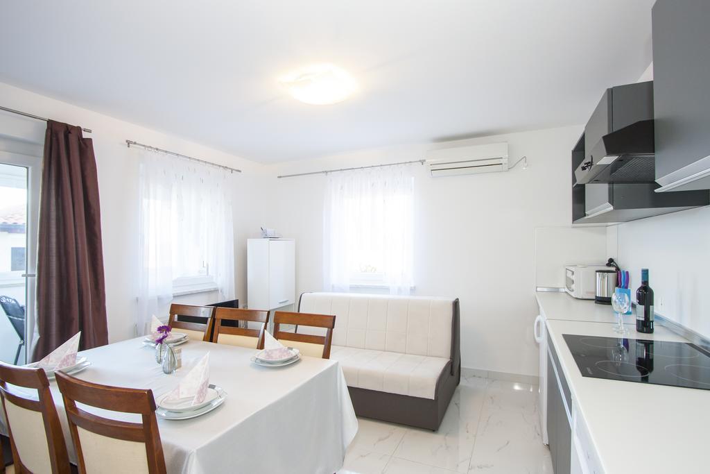 Apartments Jelena Nova Vas  Екстер'єр фото